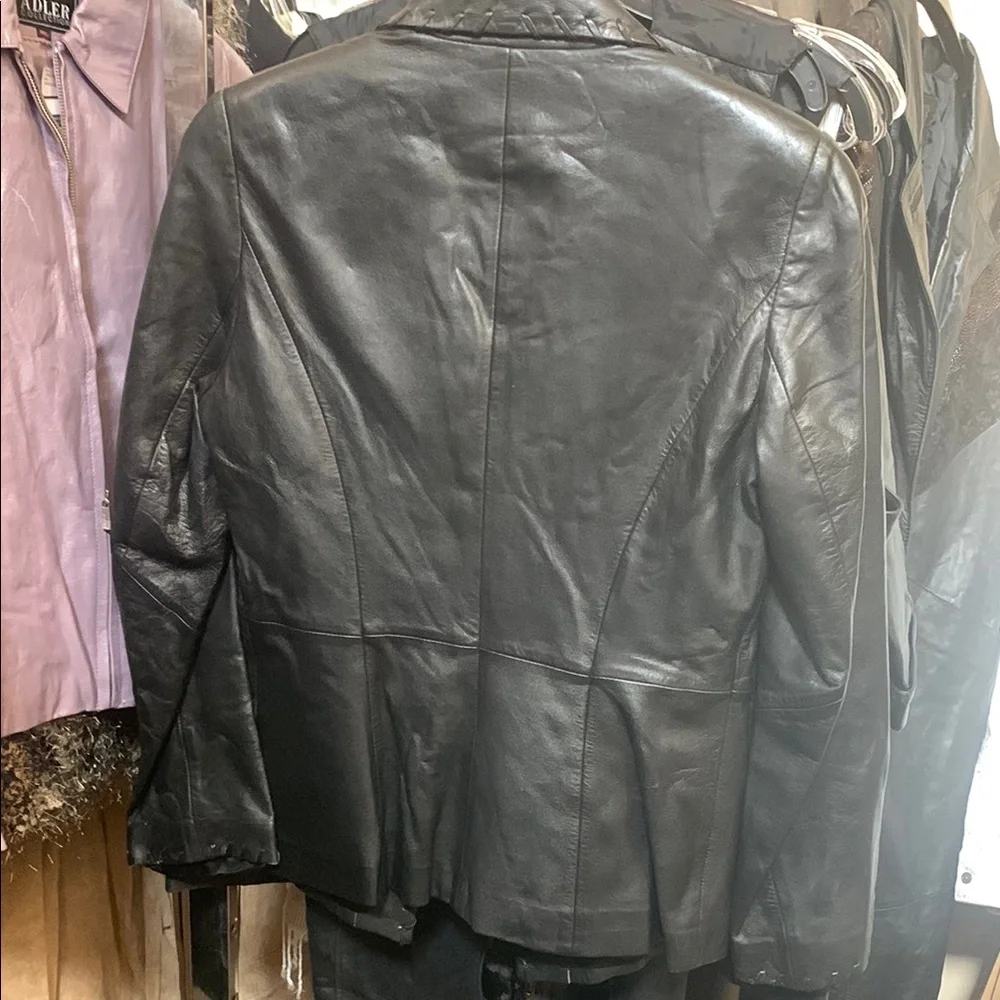 Cache Black Blazer-Style Jacket with Classic Lapel - Picture 2 of 4